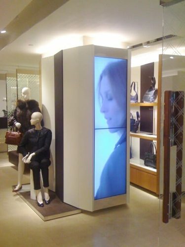 LONGCHAMP